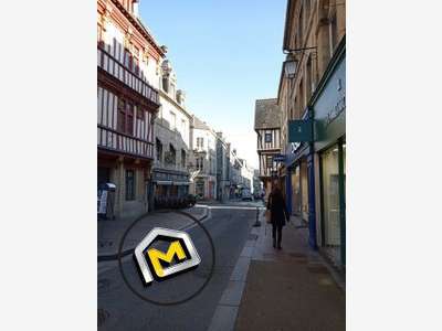 Vente immeuble 285m² en centre ville à Bayeux