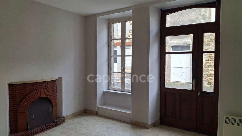 Immeuble à vendre ANTRAIN (35)
