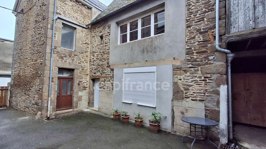 Immeuble à vendre ANTRAIN (35)