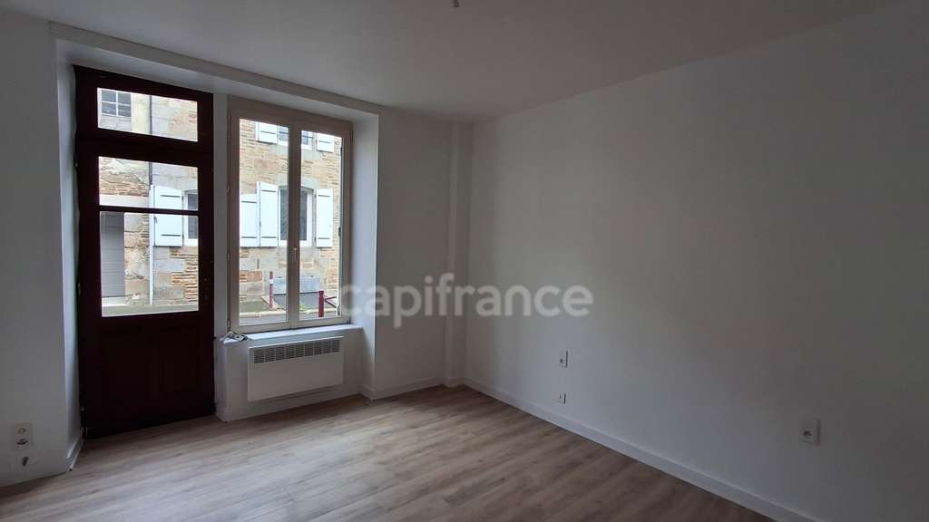 Immeuble à vendre ANTRAIN (35)