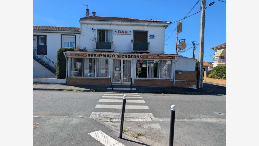 Immeuble de 162m² à vendre à Aureilhan Castors