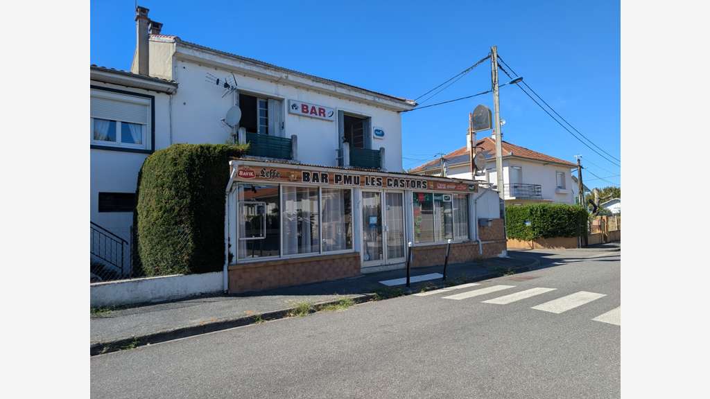 Immeuble de 162m² à vendre à Aureilhan Castors
