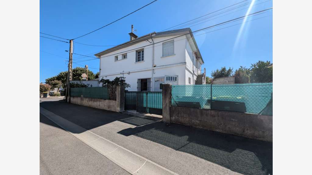 Immeuble de 162m² à vendre à Aureilhan Castors