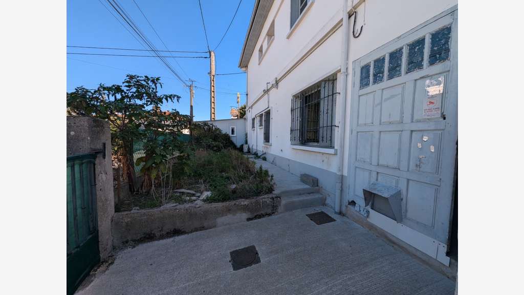 Immeuble de 162m² à vendre à Aureilhan Castors