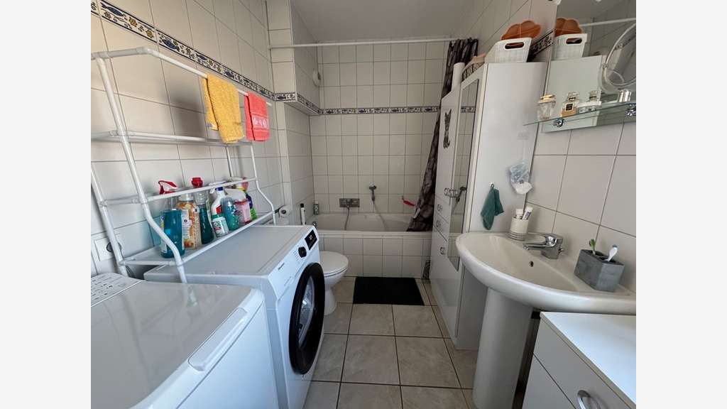 Immeuble à vendre BETTANGE sur terrain de 11,53 
