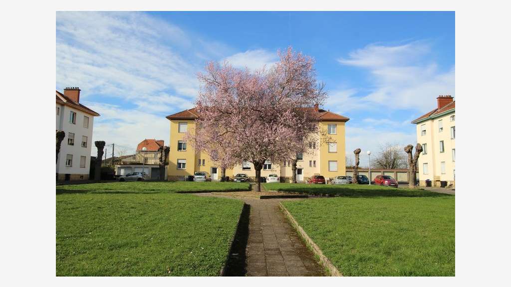 A vendre immeuble de 300m² à Bouzonville