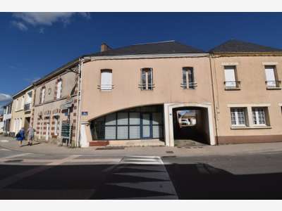 Immeuble à vendre CHAUVE (44)