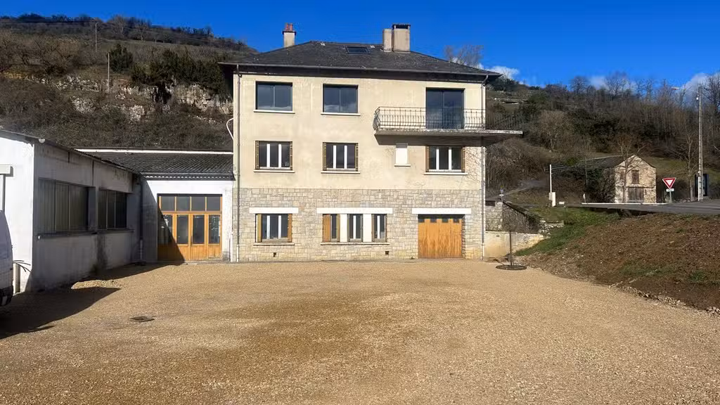 Vente ensemble immobilier de 480m² en ZAC Espalion