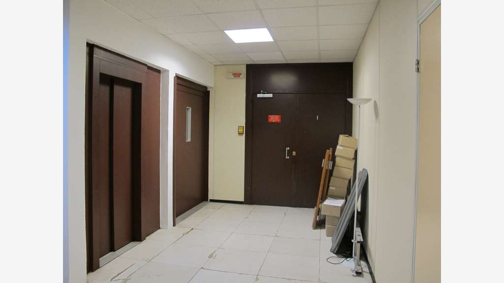IMMEUBLE DE RAPPORT EXCLUSIVITÉ BUREAUX (800 m²)