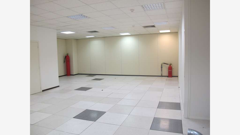 IMMEUBLE DE RAPPORT EXCLUSIVITÉ BUREAUX (800 m²)