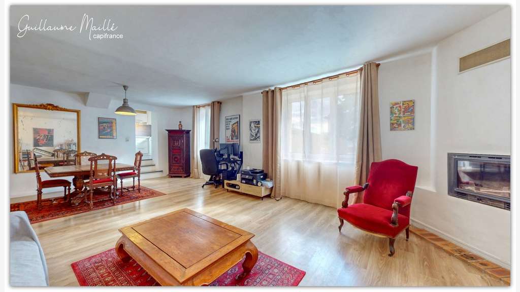 Immeuble à vendre 377m² de surface utile Fontes