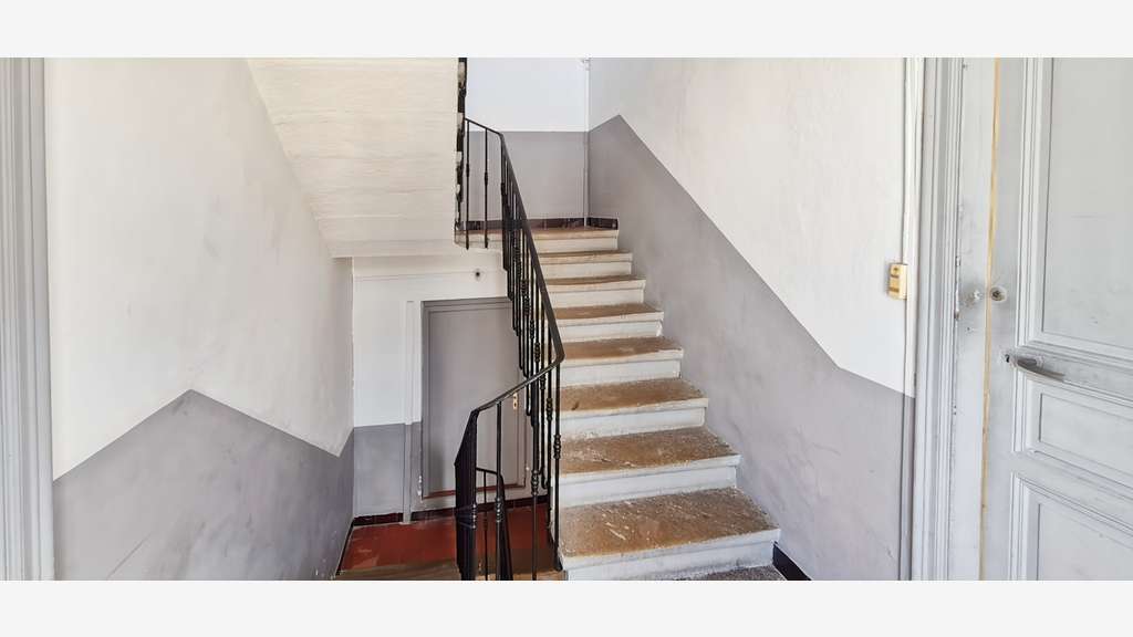 Immeuble de Rapport à vendre GAGNIERES (GARD 30)