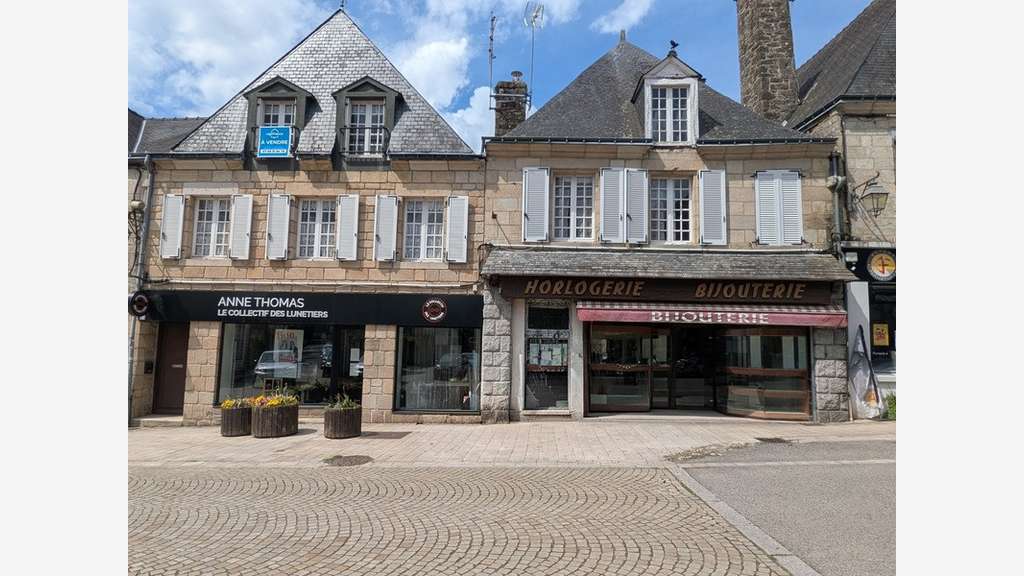 Vente immeuble de 300m² à Guemene sur Scorff