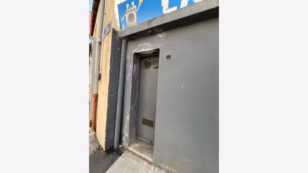 Vente immeuble mixte en angle de rue à Héric