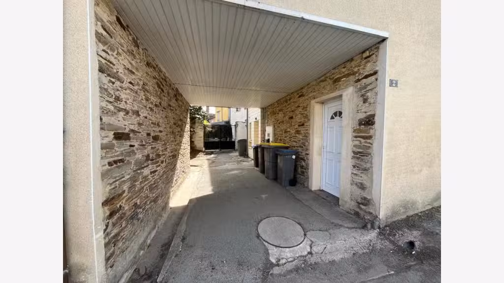 Vente immeuble mixte en angle de rue à Héric
