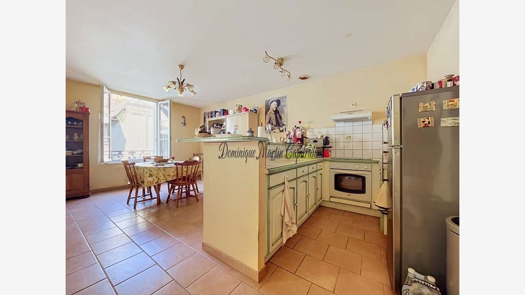 Immeuble à vendre LA CHARTRE-SUR-LE-LOIR 