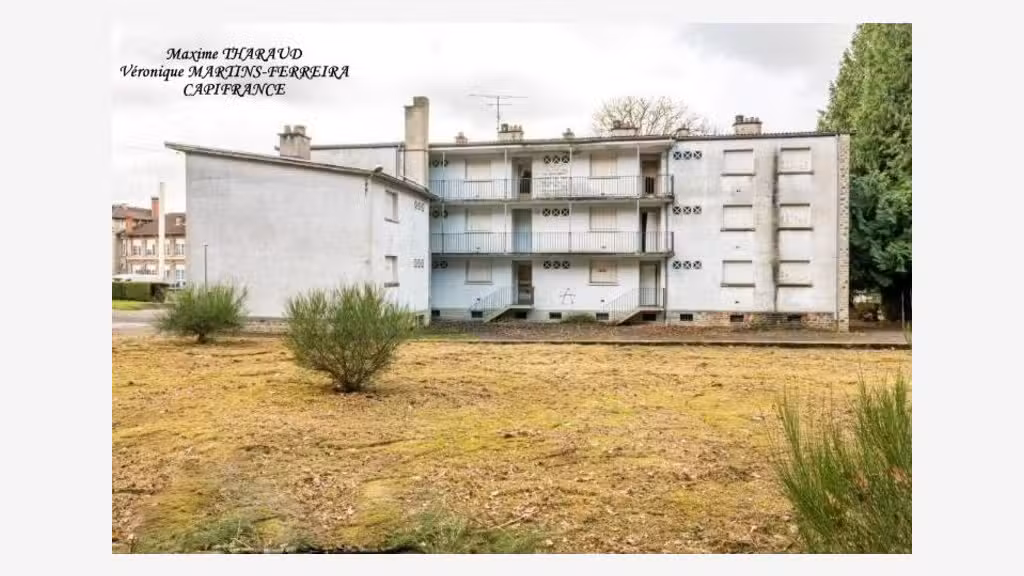 Immeuble de rapport 11 logements La Guiche (71)