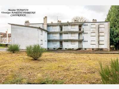 Immeuble de rapport 11 logements La Guiche (71)