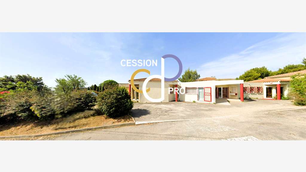 Ensemble immo 330m² à céder aux portes de Nîmes