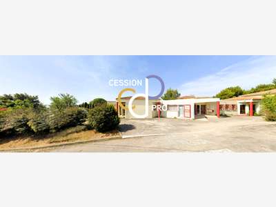 Ensemble immo 330m² à céder aux portes de Nîmes