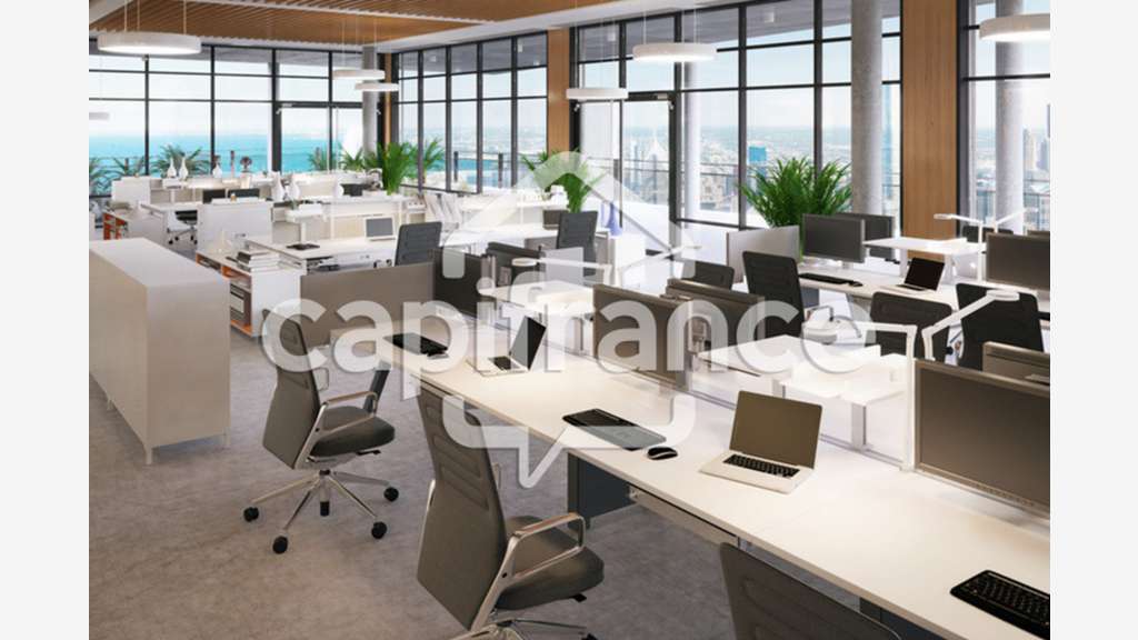 MURS COMMERCIAUX 680M2 à vendre PERIGNY (17) & 