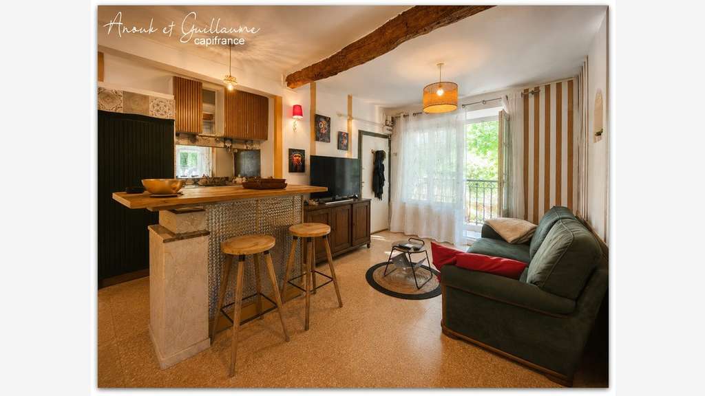 Immeuble de 360m² habitable à vendre à Pezenas