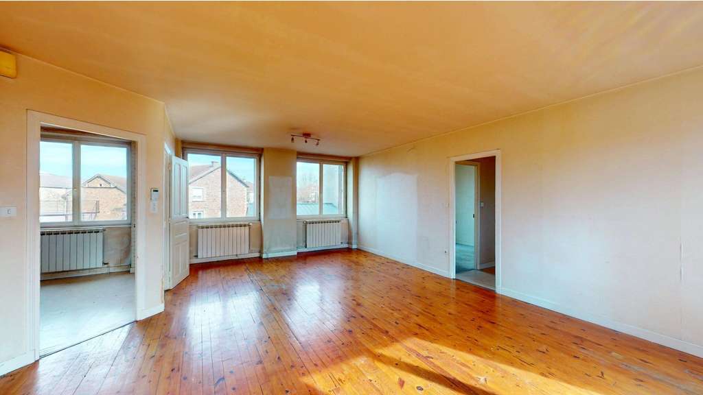 Vente immeuble de 490m² Saint-Christophe-Vallon