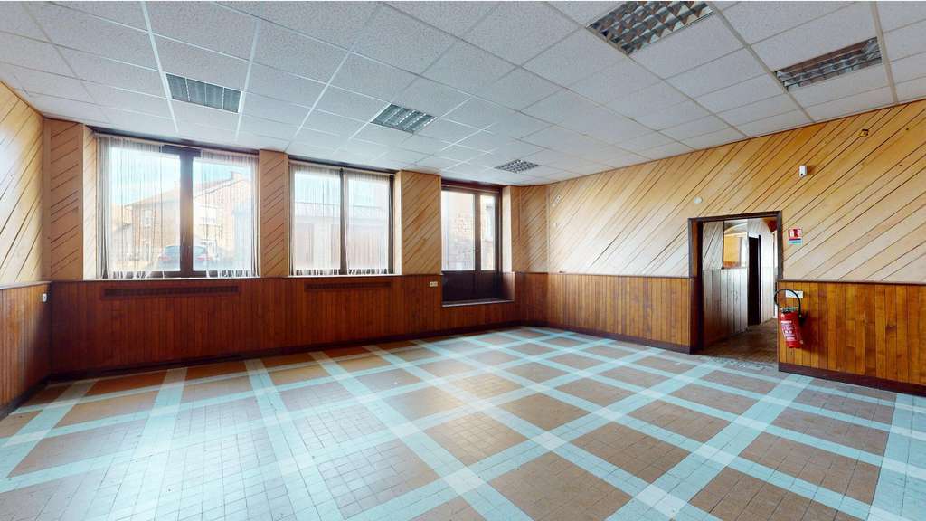 Vente immeuble de 490m² Saint-Christophe-Vallon