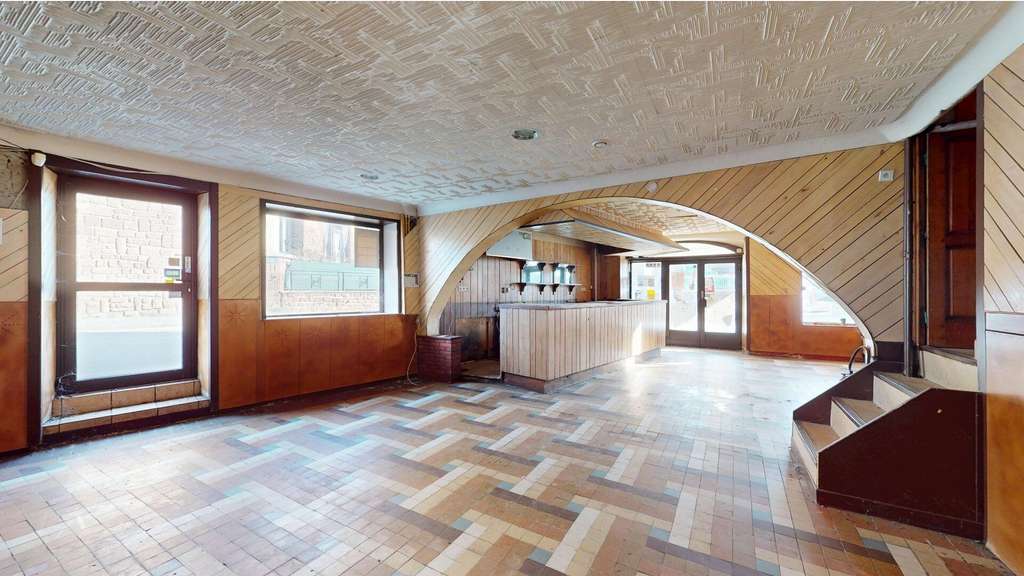 Vente immeuble de 490m² Saint-Christophe-Vallon