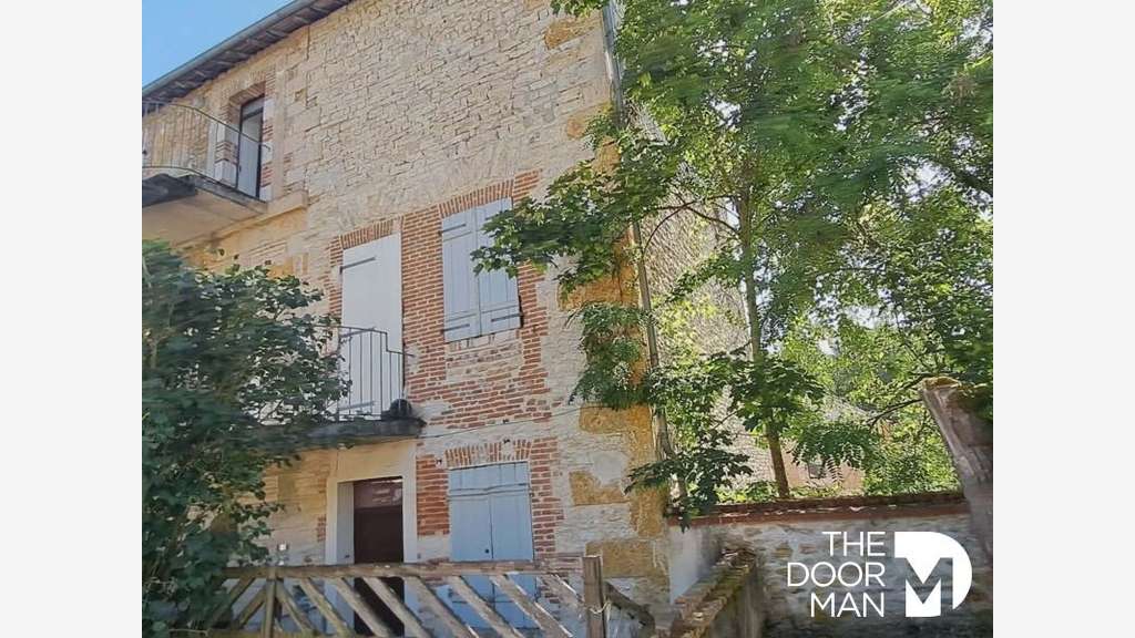 Immeuble 18400