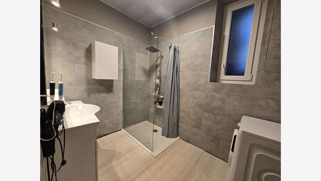 Vente immeuble de rapport avec 2 garages Salmiech