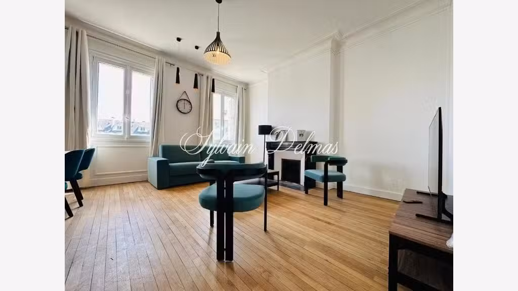 Immeuble à vendre proche gare au centre de Tours
