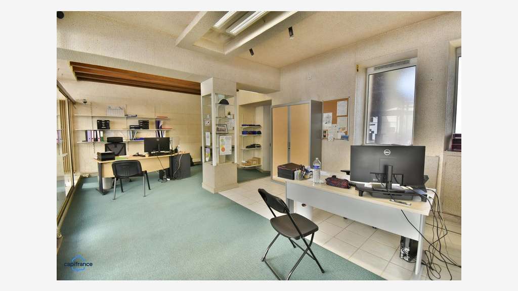 Immeuble à vendre VALENCAY (36)