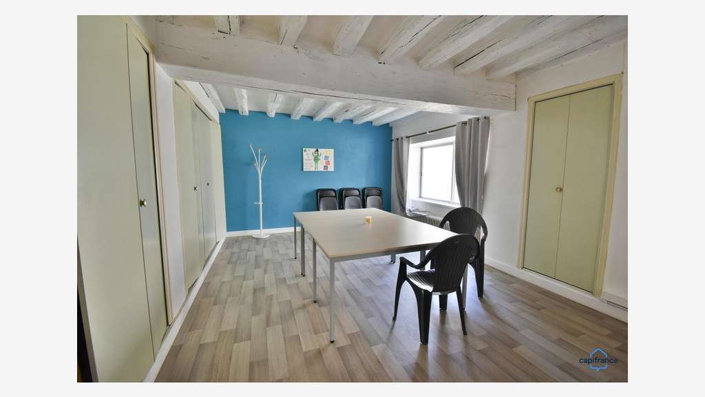 Immeuble à vendre VALENCAY (36)