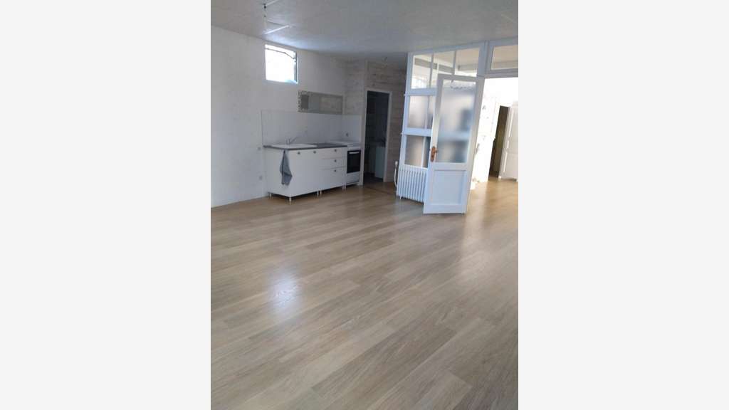 Vente local commercial 325m² au coeur de Valençay