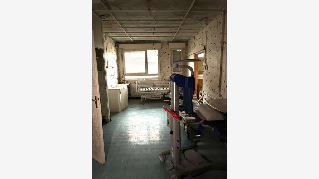 Local/bureau à vendre VIERZON (18)