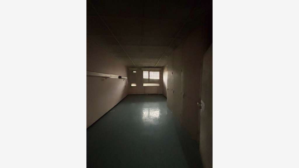 Local/bureau à vendre VIERZON (18)