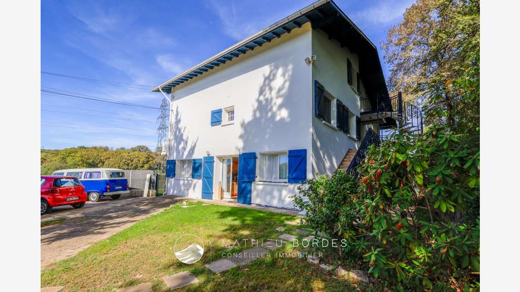 ENSEMBLE IMMOBILIER DE 309 M² - 3 APPARTEMENTS 