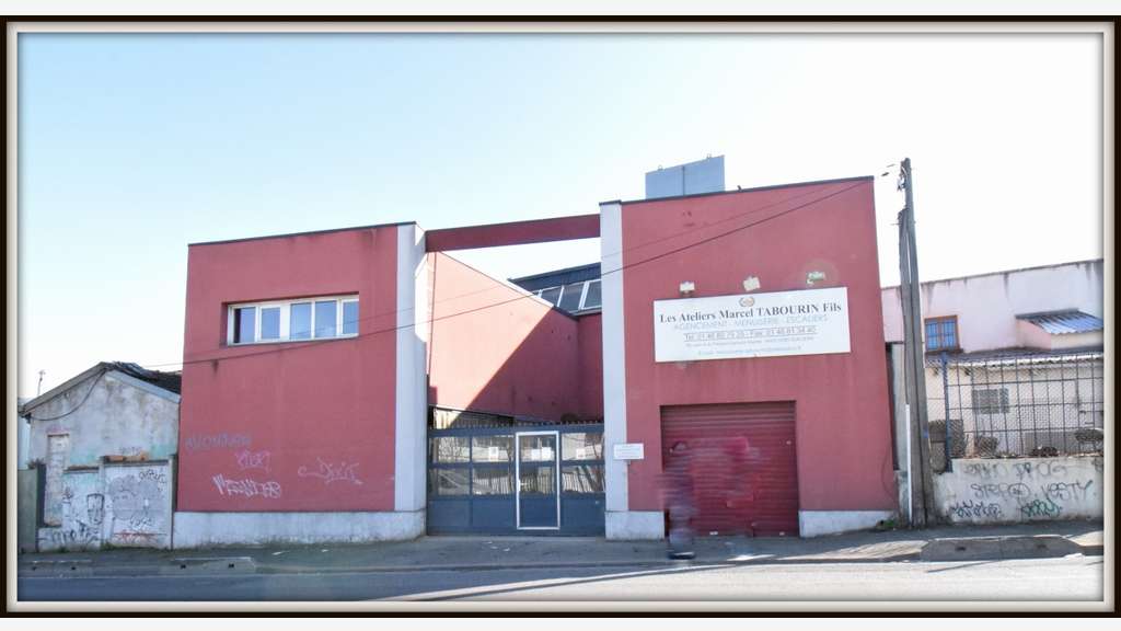 Immeuble et usine de 700m² à Vitry sur Seine (94)