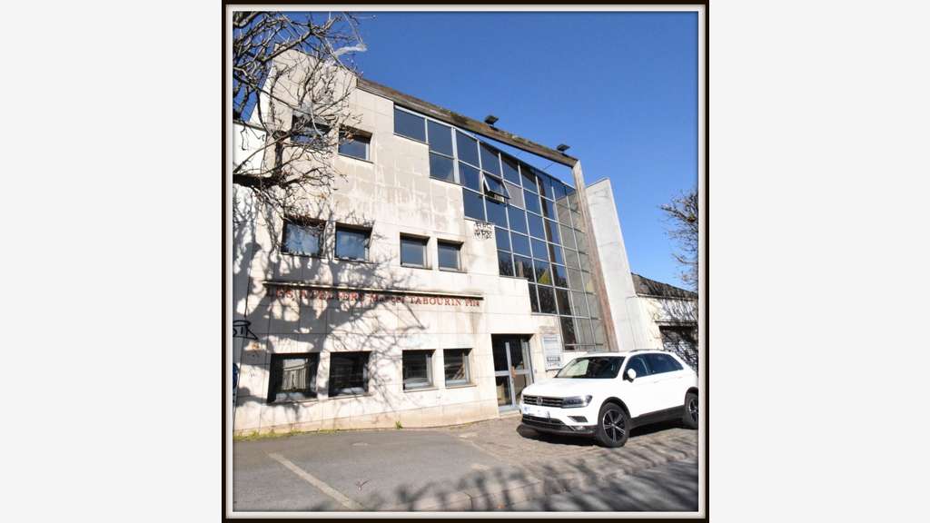 Immeuble et usine de 700m² à Vitry sur Seine (94)