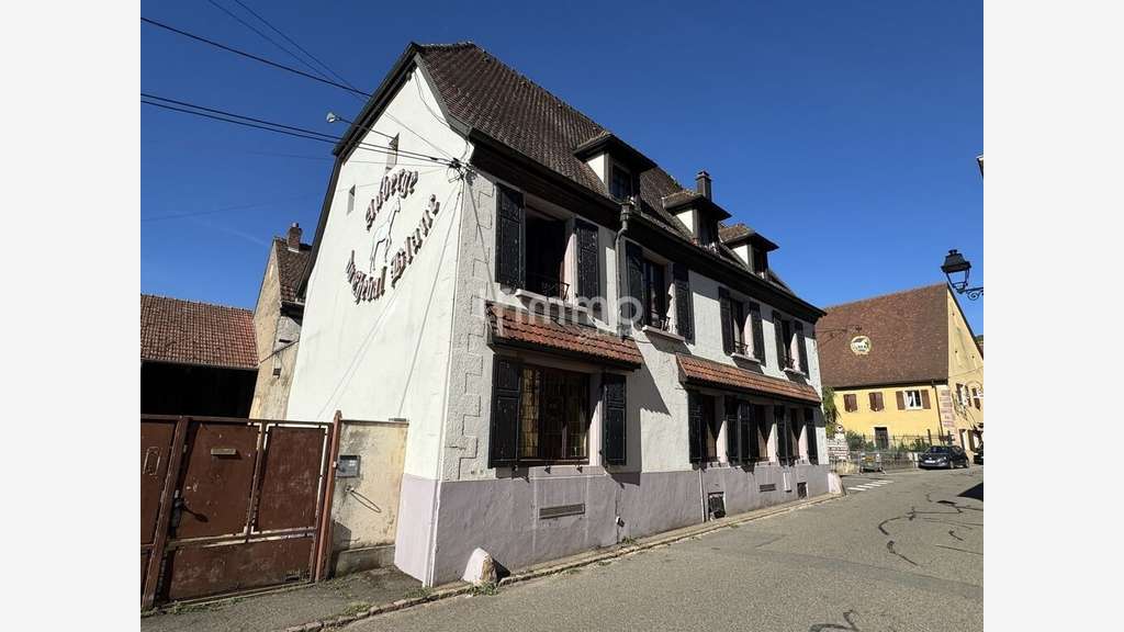 AV ensemble immobilier hôtel restaurant Westhalten