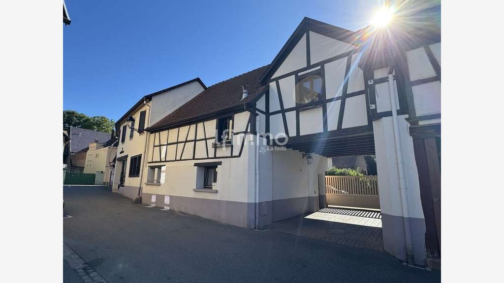 AV ensemble immobilier hôtel restaurant Westhalten