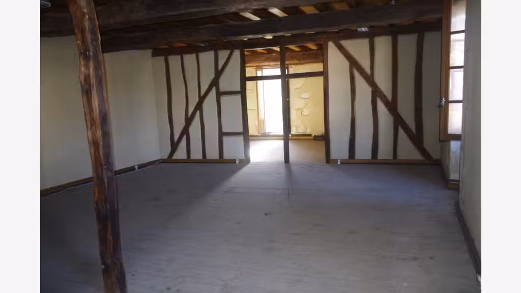 Immeuble en pierre à vendre à Vic-Fezensac