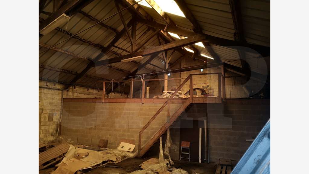 Vente immeuble mixte 293m² à Noyal-Pontivy