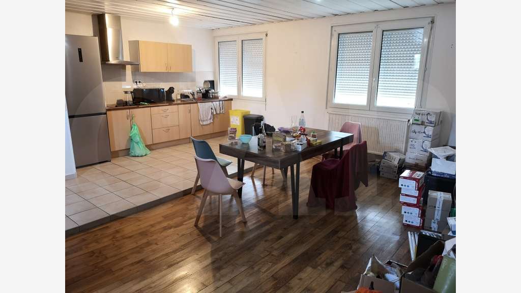 Vente immeuble mixte 293m² à Noyal-Pontivy