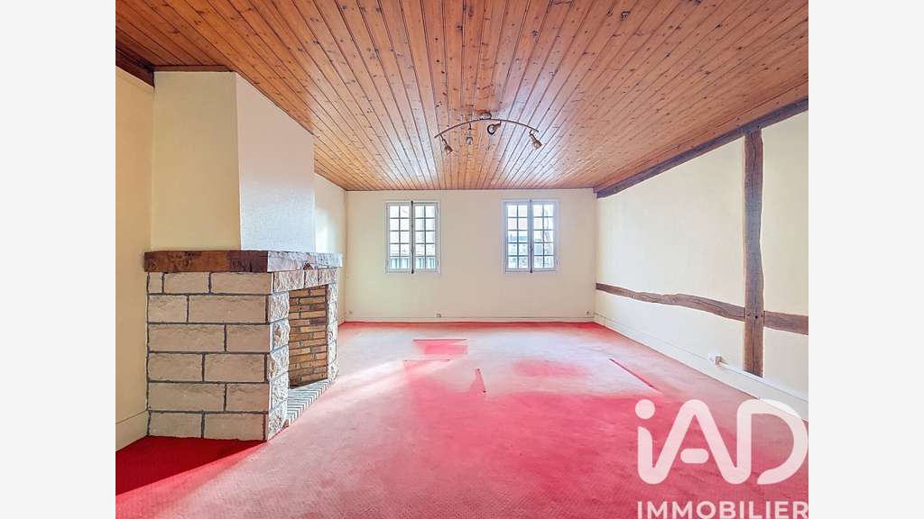 Vente immeuble mixte en centre-ville de Duclair