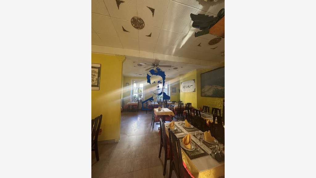 Vente murs + appart 106m² à Charleville-Mézières
