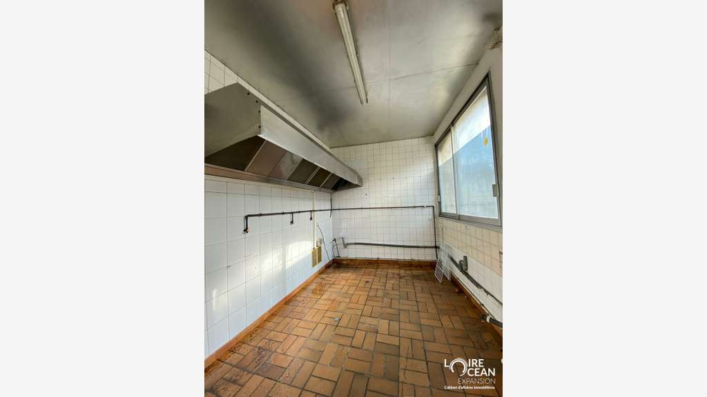 Vente immeuble mixte 407m² Aigrefeuille-sur-Maine