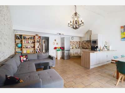 Vente immeuble caractère 280m² coeur Aigues-Mortes