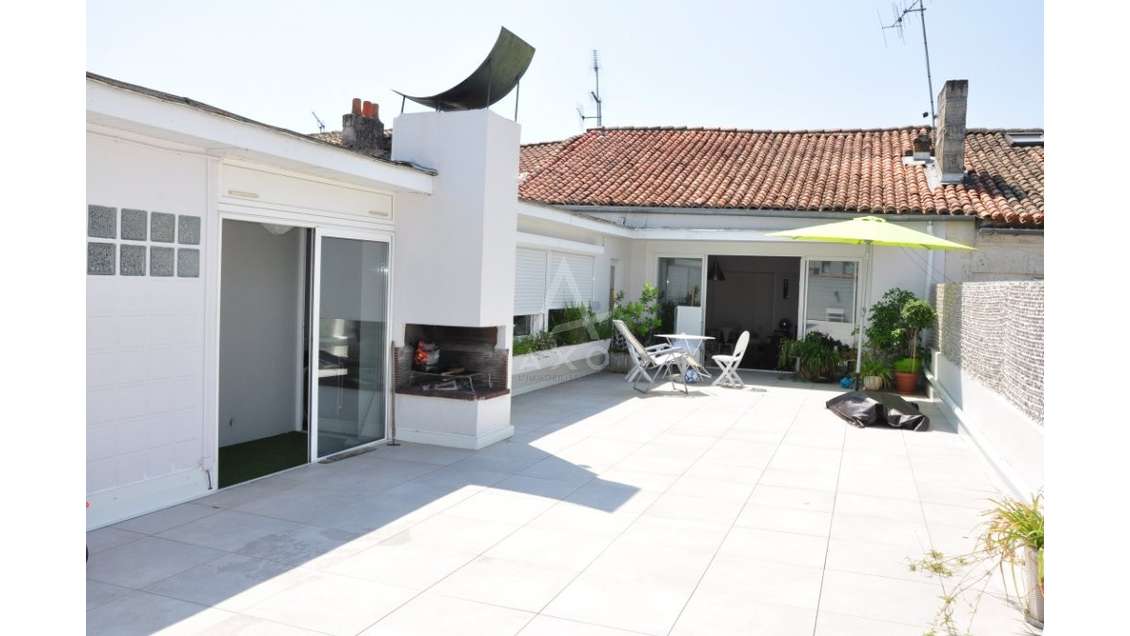 Vente immeuble 900m² en centre-ville d'Angoulême